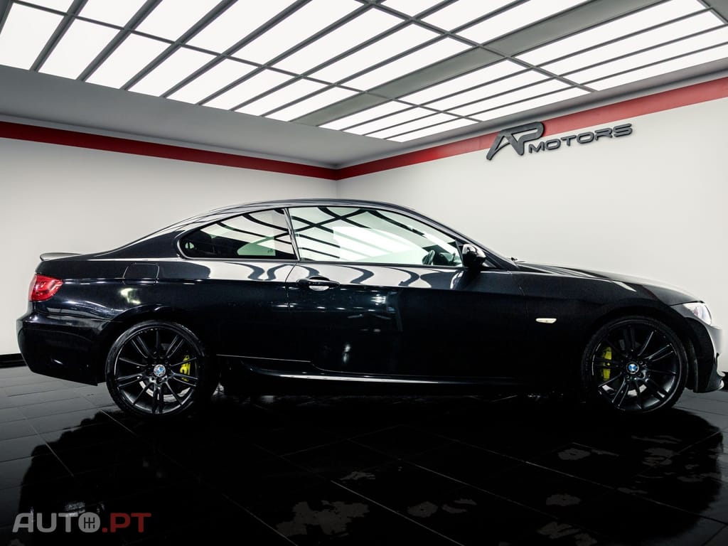 BMW 320 d Coupe Edição M