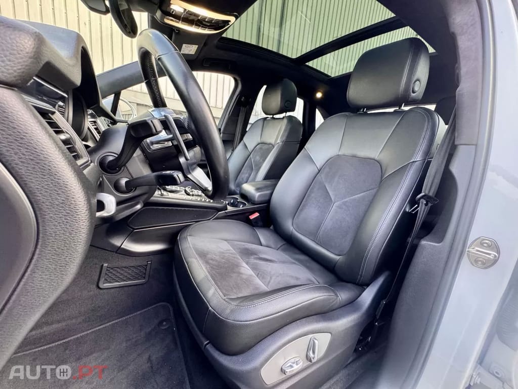 Porsche Macan S