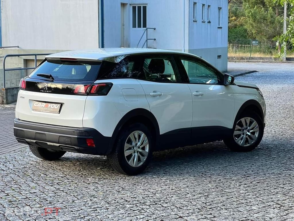 Peugeot 3008 PureTech 130 Stop & Start GPF Active Pack