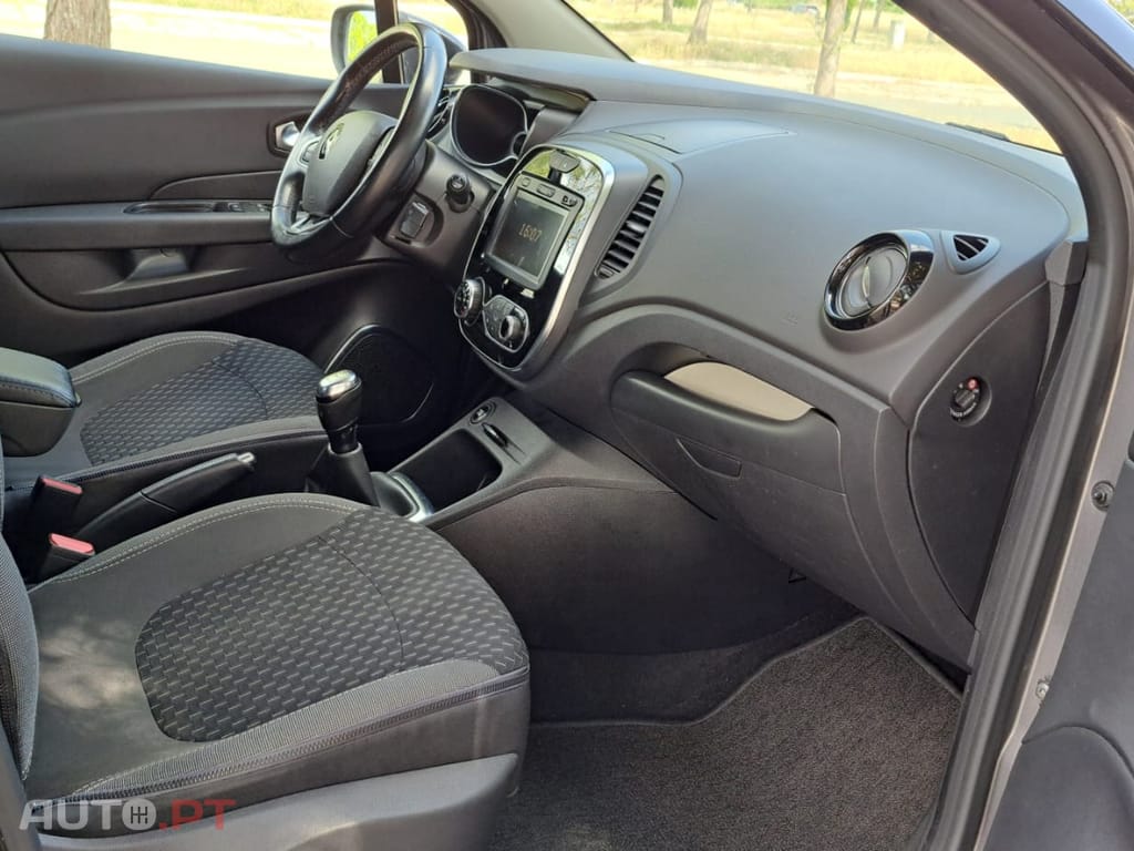 Renault Captur TCe Exclusive XMOD
