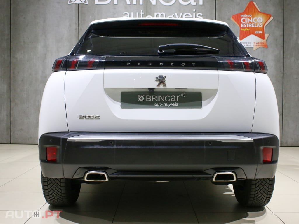 Peugeot 2008 1.2 PureTech Allure EAT8