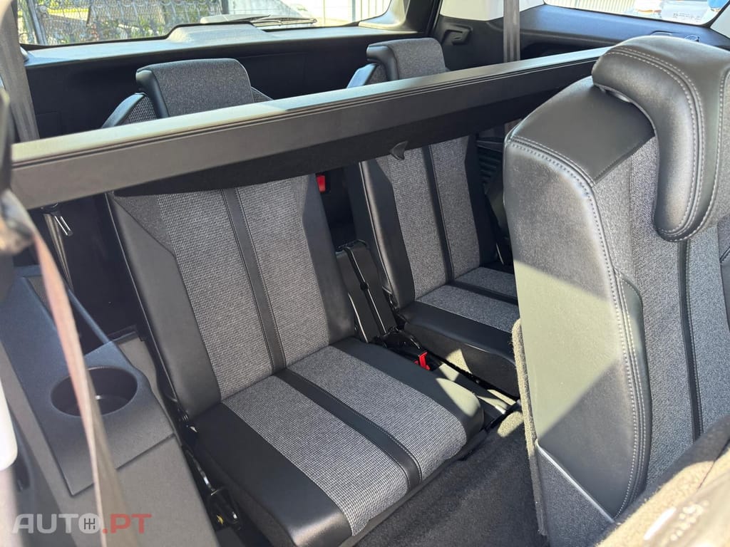 Peugeot 5008 1.5 BlueHDi Allure