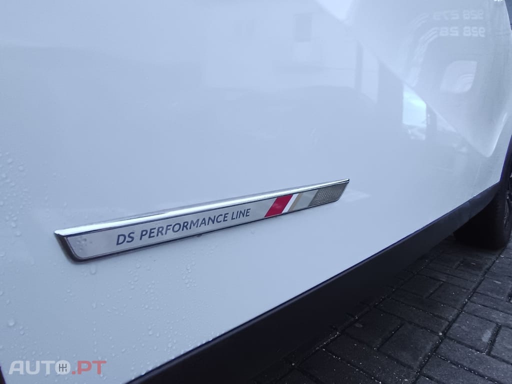 DS DS3 E-Tense Performance Line