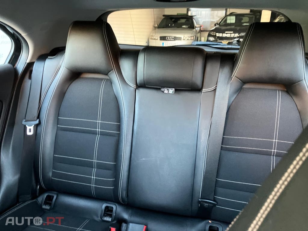 Mercedes-Benz A 180 1.8CDI Urban Cx. Aut.