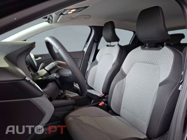 Renault Clio TCe 100 Bi-Fuel Evolution