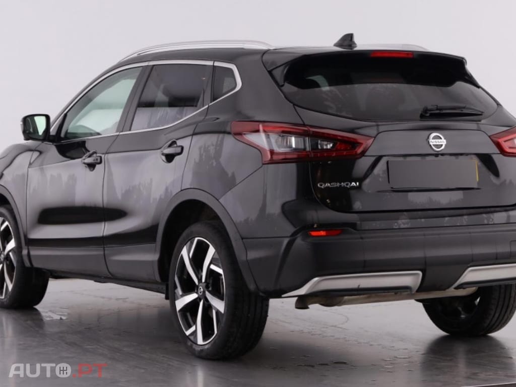 Nissan Qashqai 1.3 DIG-T N-Connecta DCT