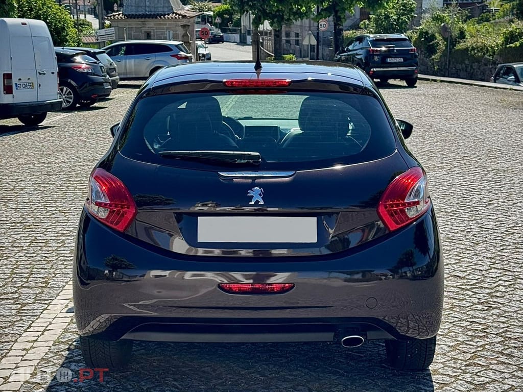 Peugeot 208 1.6 e-HDi Allure