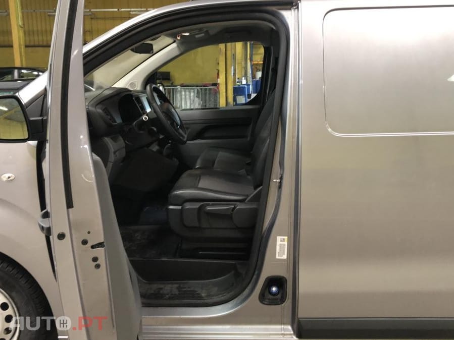 Peugeot Expert 1.5 BlueHDi Standard Asphalt