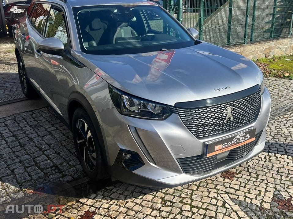 Peugeot 2008 1.2 PureTech Allure Pack