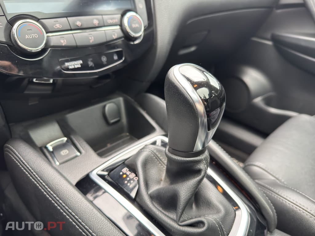 Nissan Qashqai 1.6 dCi Acenta Nissan Connect Xtronic