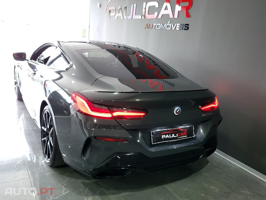 BMW M850i X drive carboncore