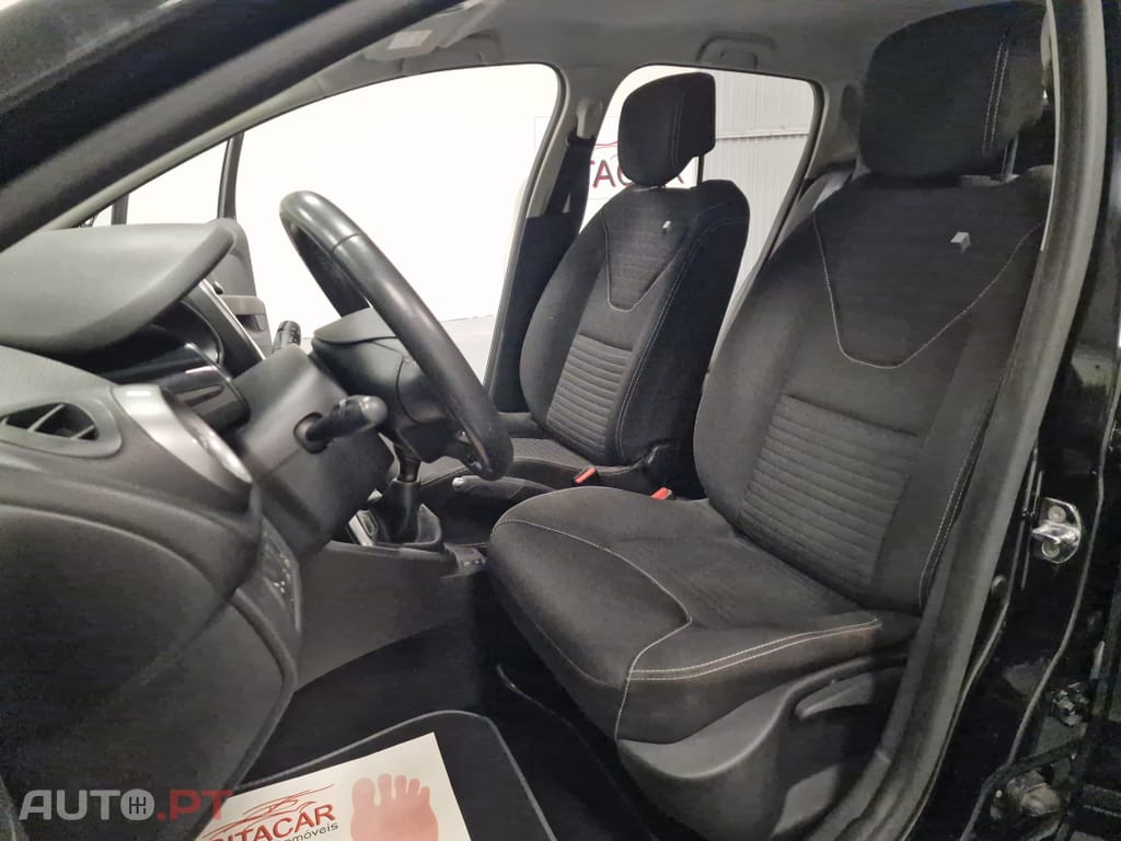 Renault Clio 0.9 TCE LIMITED GPS
