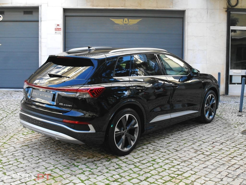 Audi Q4 E-Tron 45 82 kWh SE Business