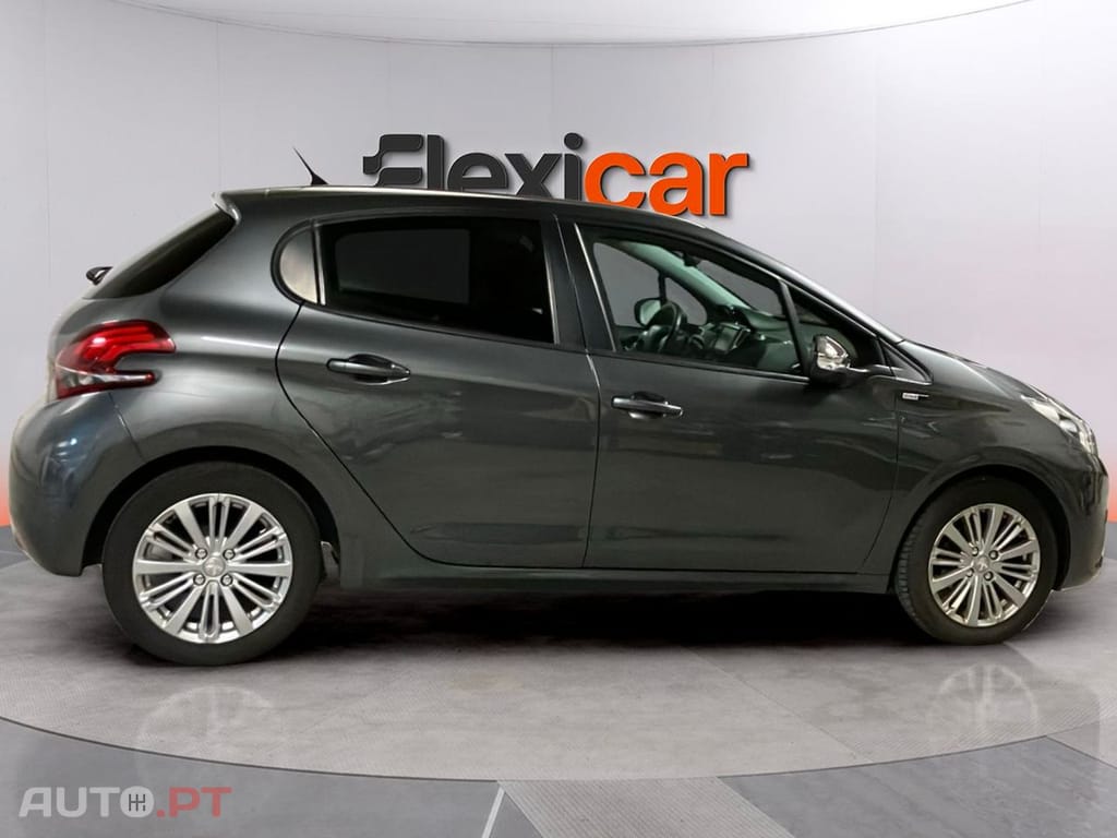 Peugeot 208 1.2 VTi Style