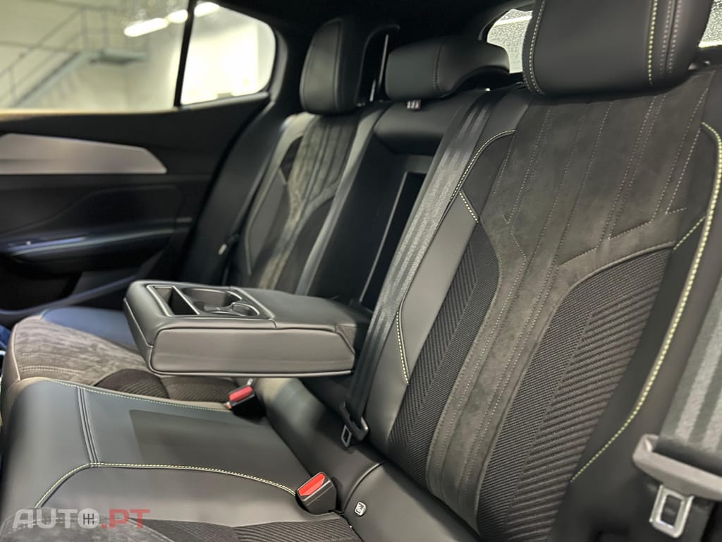 Peugeot E-408 58 kWh GT