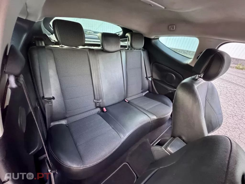 Renault Mégane Coupe 1.5 dCi GT Line EDC