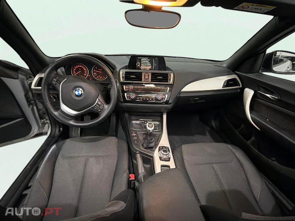 BMW 218 i Cabrio Line Sport