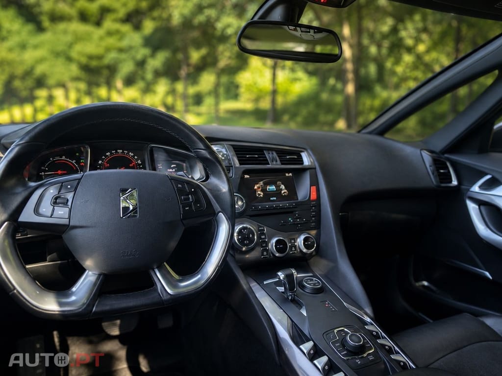 DS DS5 2.0 Hybrid4 Sport Chic