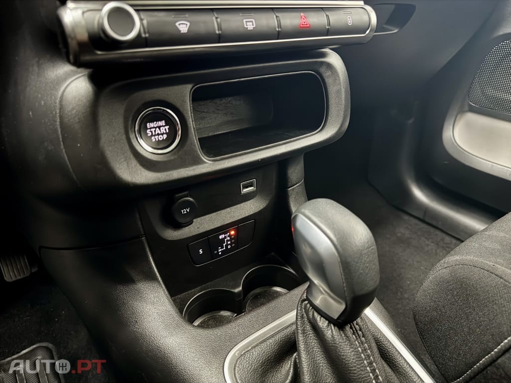 Citroen C3 1.2 PureTech Shine EAT6