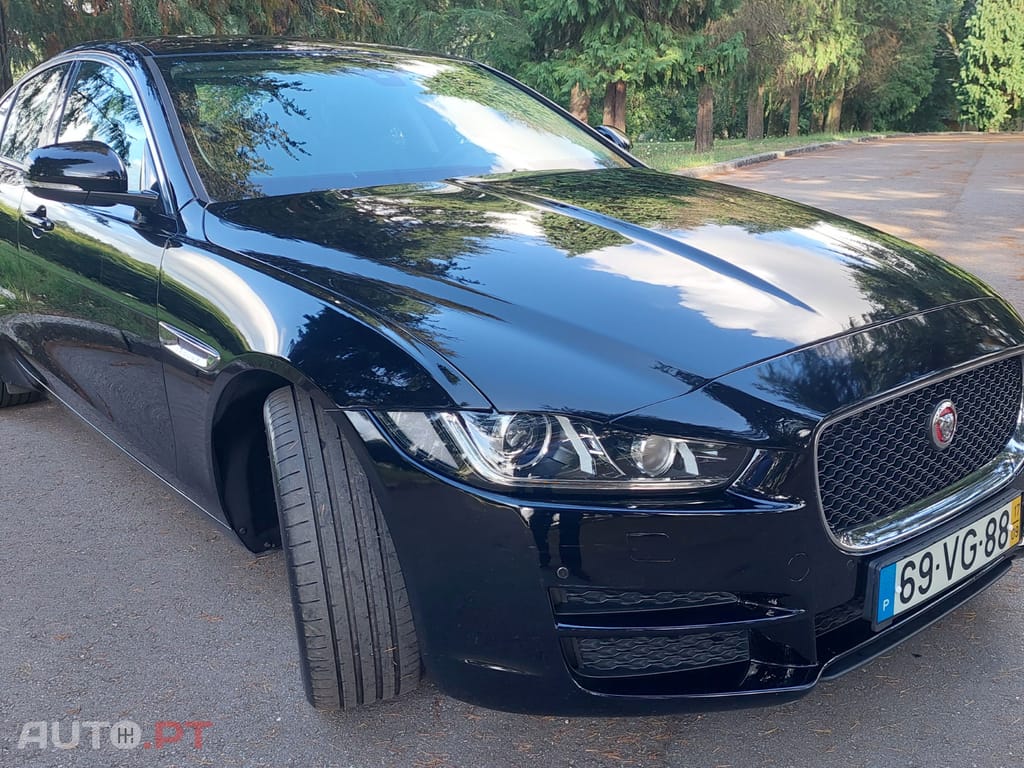 Jaguar XE Prestige