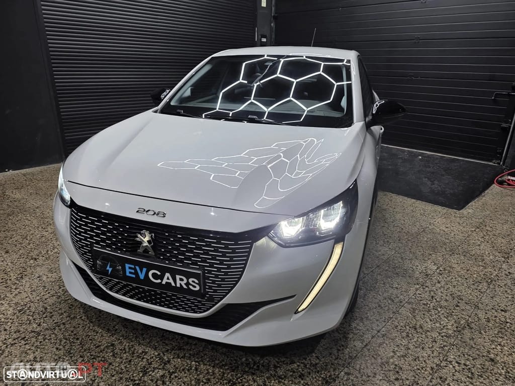 Peugeot E-208 50 kWh Allure Pack
