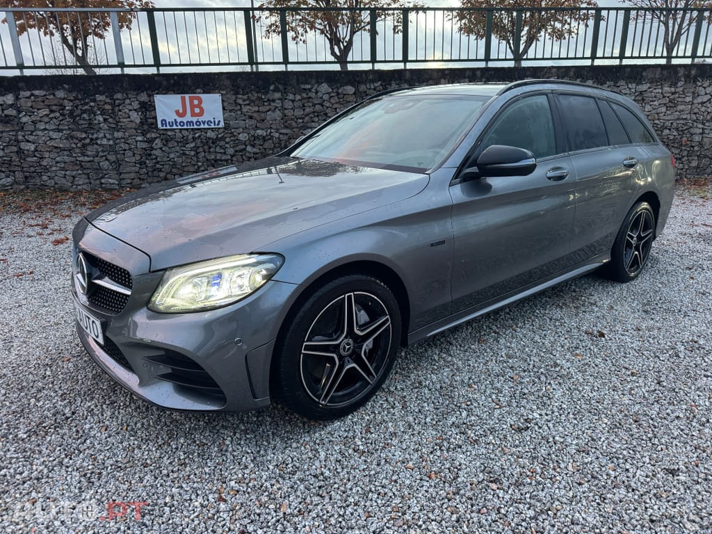 Mercedes-Benz C 300 de AMG Line