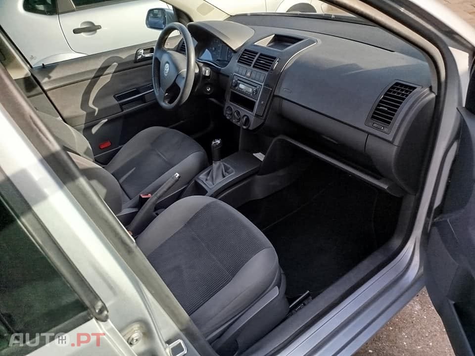 Volkswagen Polo 1.2 Live+