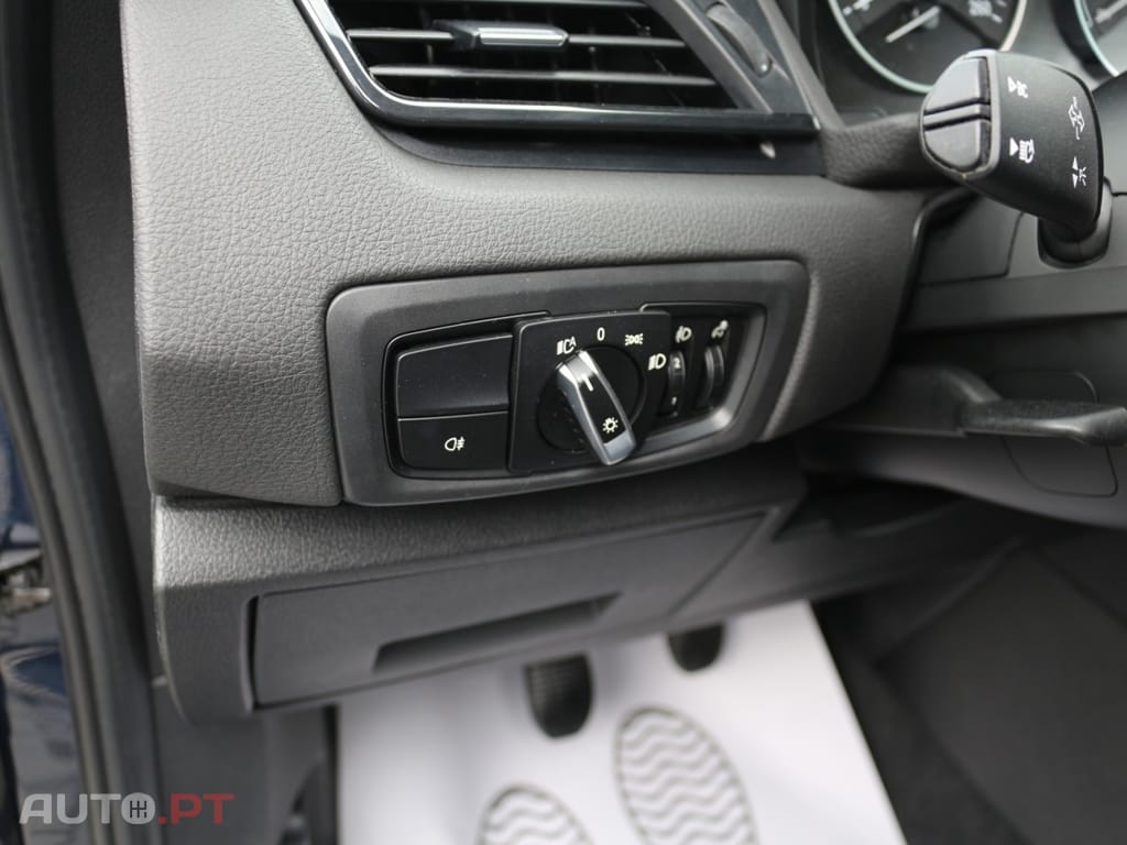 BMW 216 d Advantage