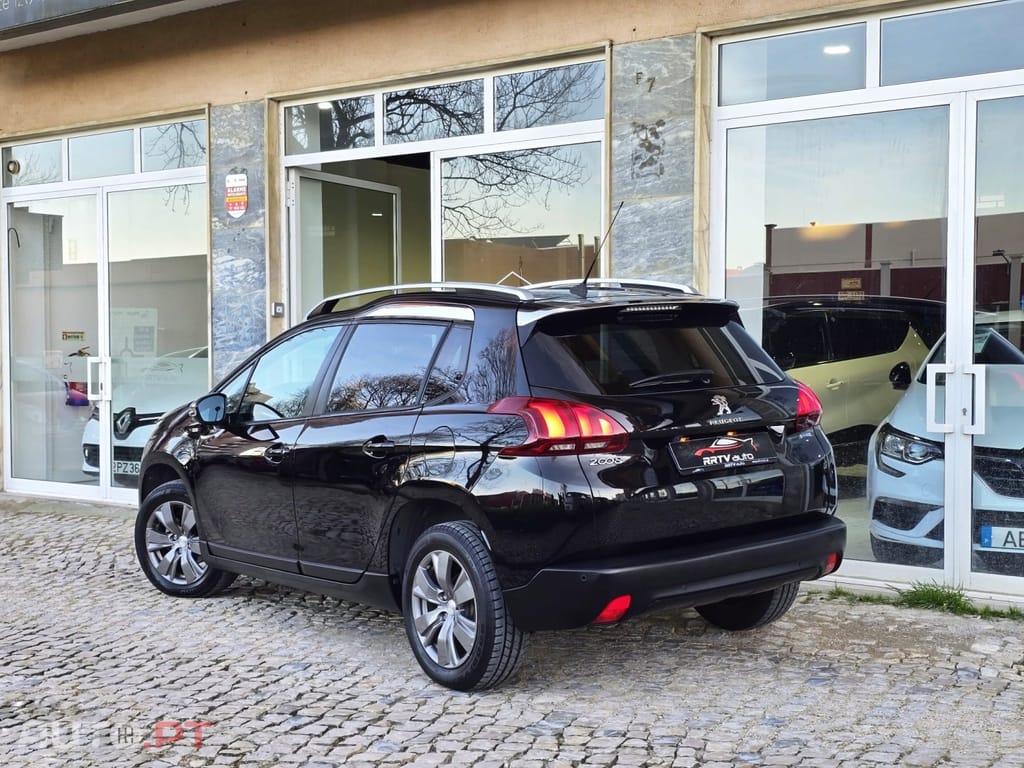 Peugeot 2008 1.2 PureTech Style