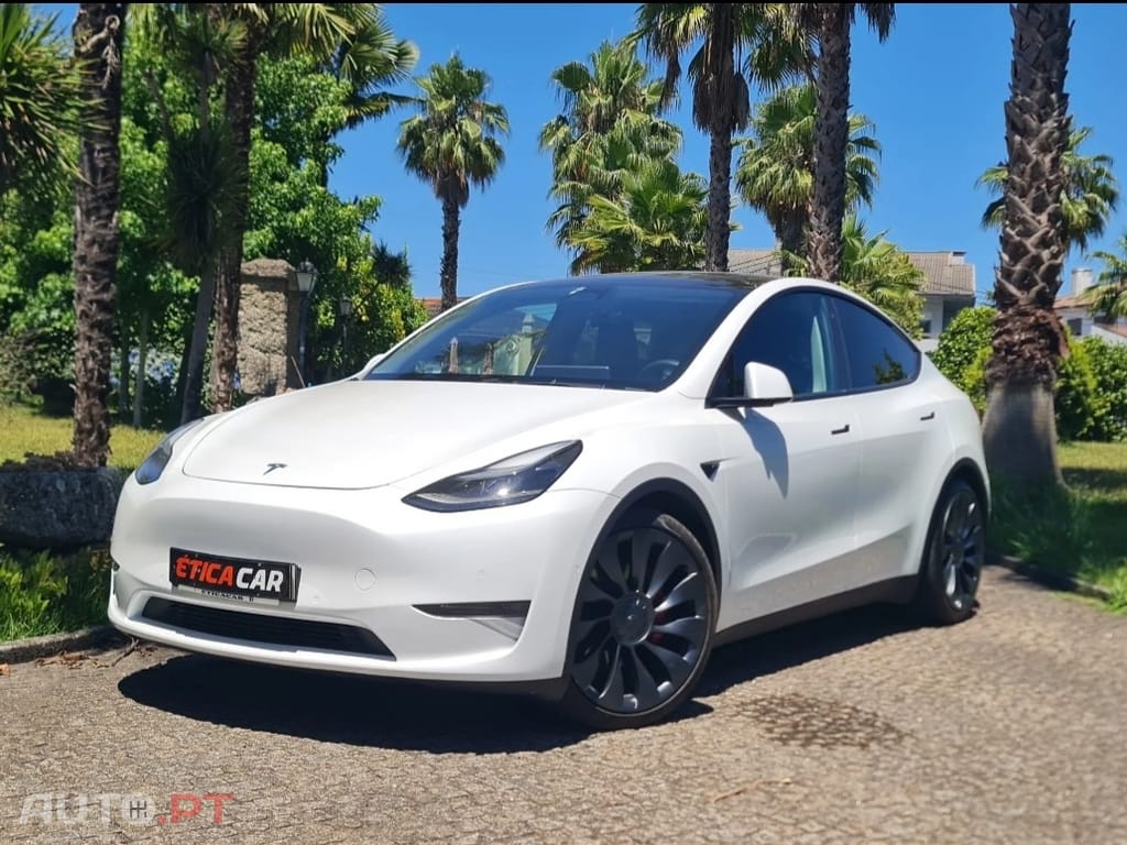 Tesla Model Y Performance Tração Integral