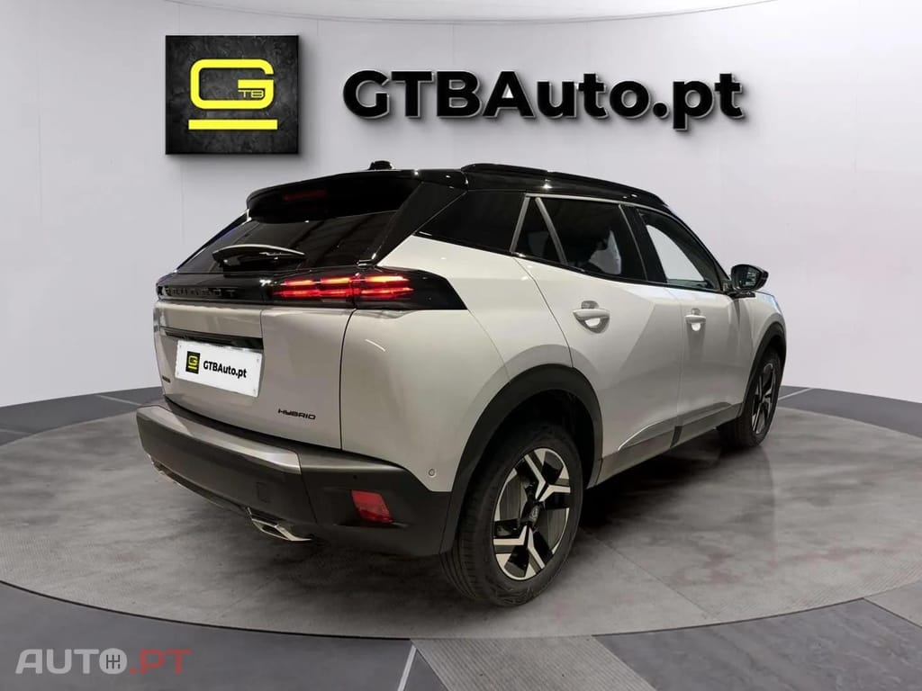 Peugeot 2008 GT HYBRID 
