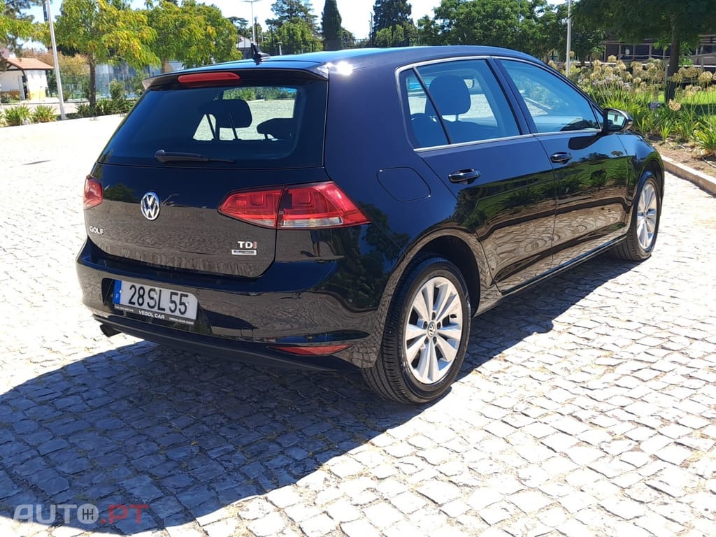 Volkswagen Golf 1.6 TDi BlueMotion Confortline