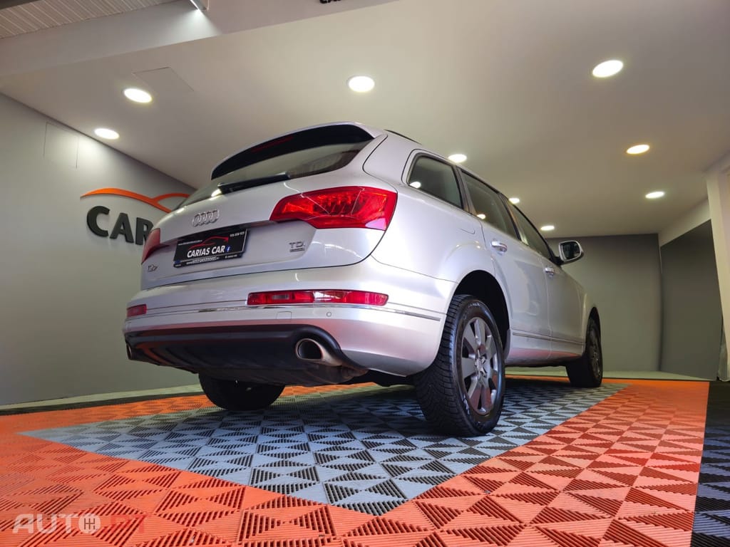Audi Q7 3.0 V6 TDi quattro Tiptronic