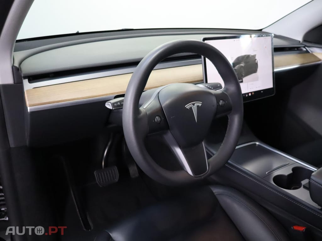 Tesla Model Y Tração Traseira