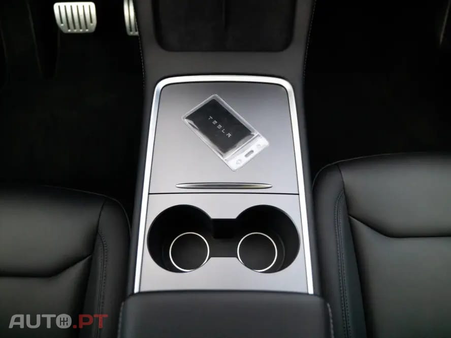 Tesla Model Y Performance Dual Motor AWD