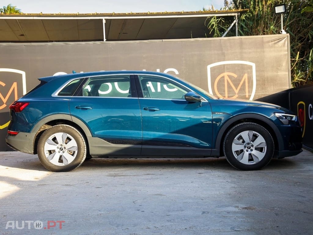 Audi E-Tron 50 quattro