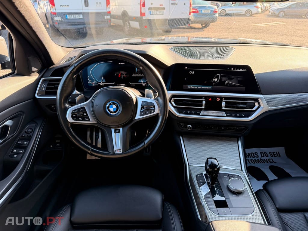 BMW 330 TOURING PACK M