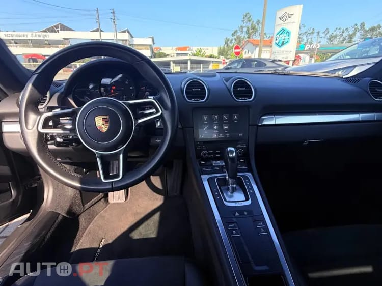 Porsche 718 2.0 T PDK