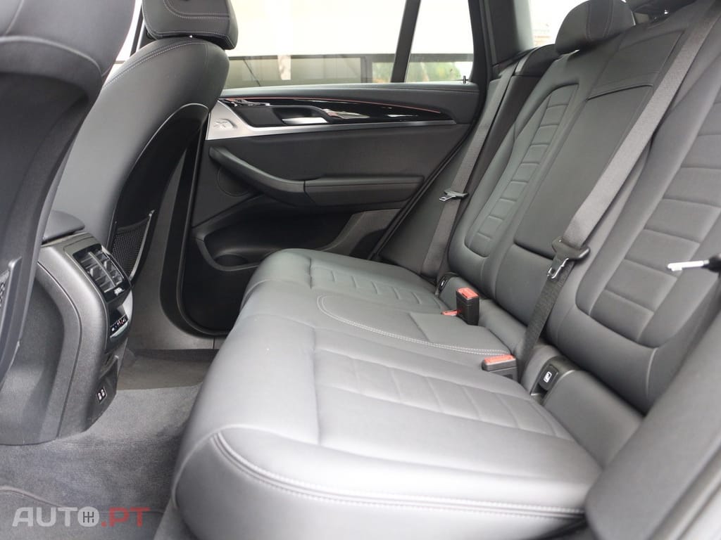 BMW iX3 Inspiring