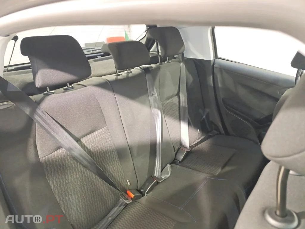 Peugeot 208 1.2 PureTech Signature