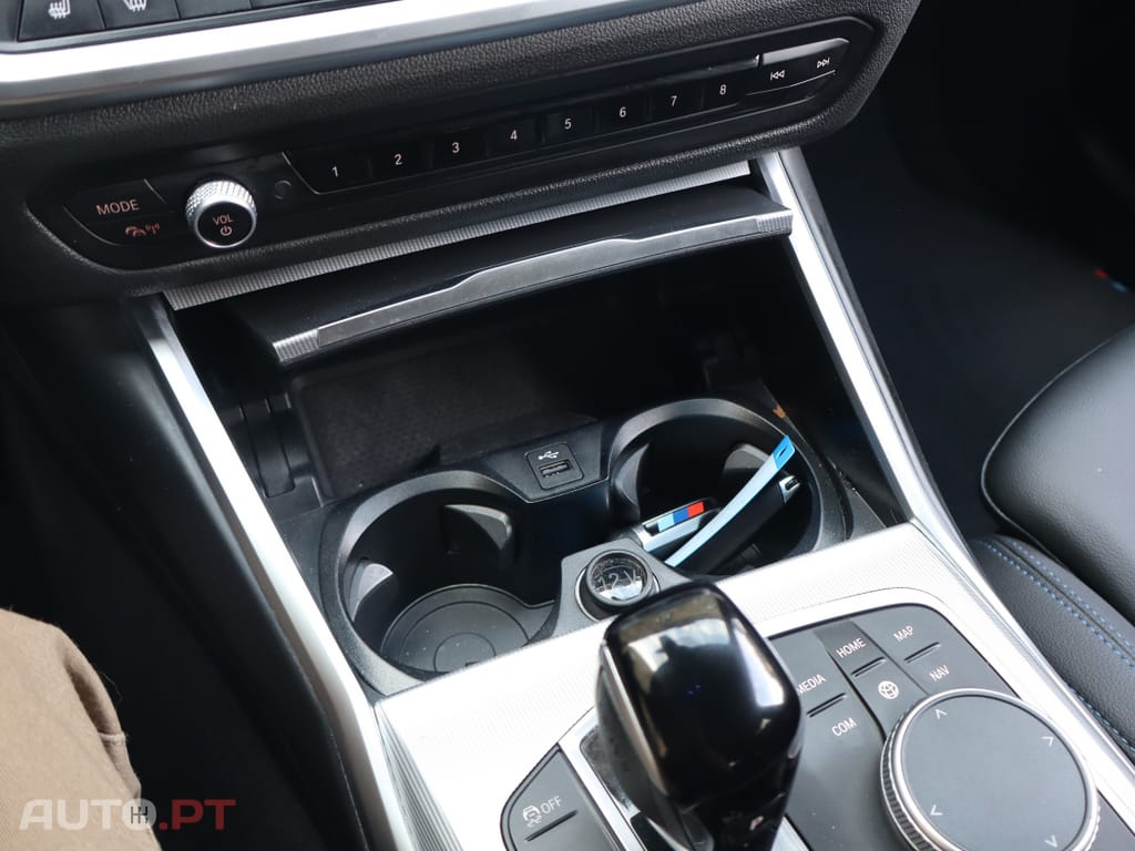 BMW 330 e Touring Pack M Auto.