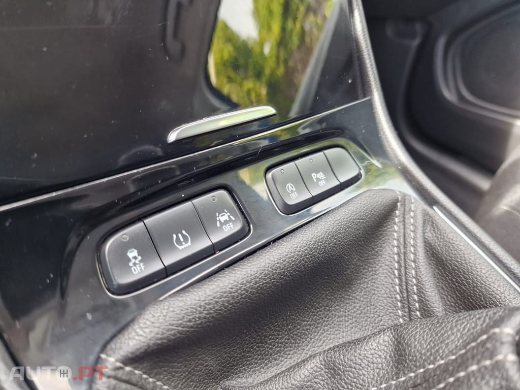 Opel Grandland (X) 1.2 S&S Business Edition