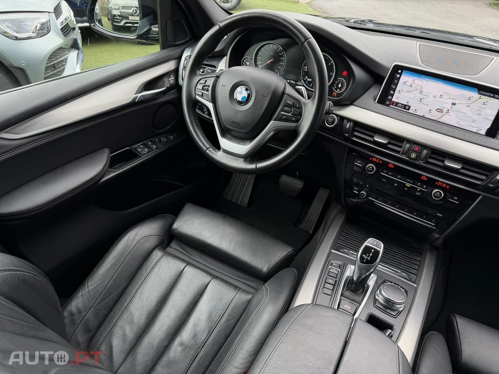 BMW X5 25 d sDrive Comfort 7L