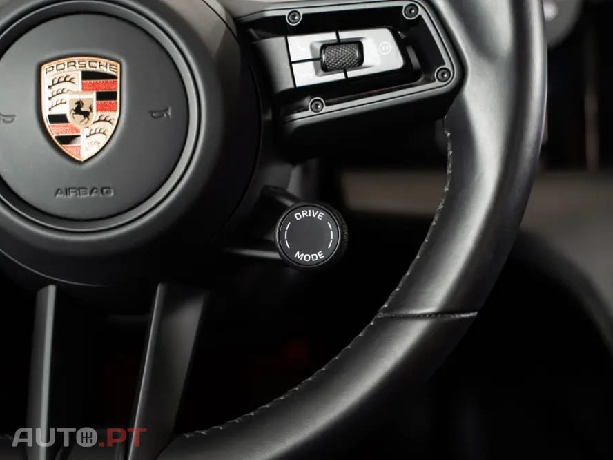 Porsche Taycan 4S