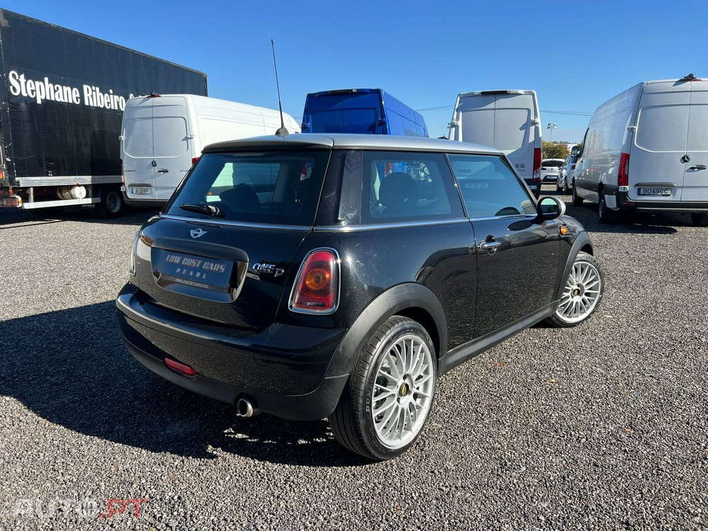 MINI One D