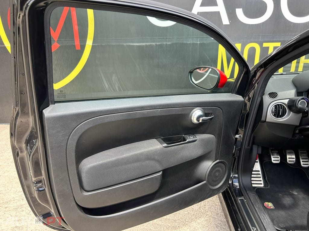 Abarth 595C 1.4 T-Jet Pista