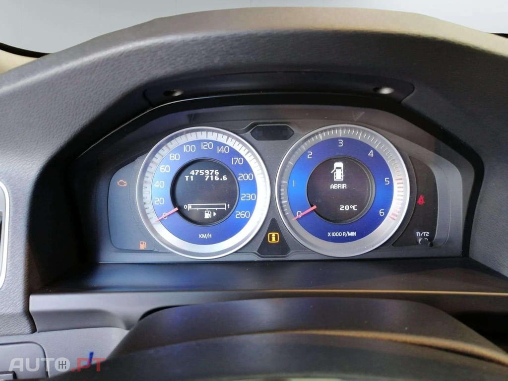 Volvo V60 1.6d  R-design