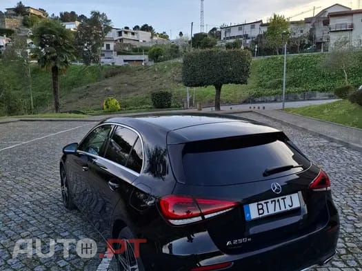 Mercedes-Benz A 250 progressive line 8G DCT
