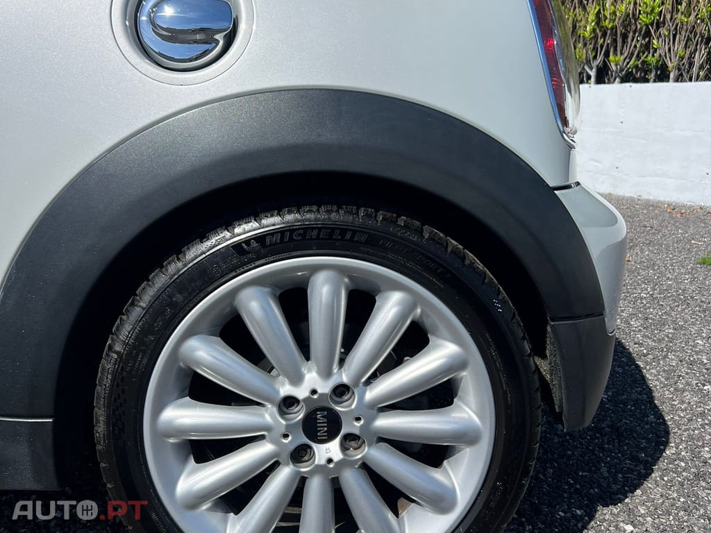 MINI Cooper S Camden Edition