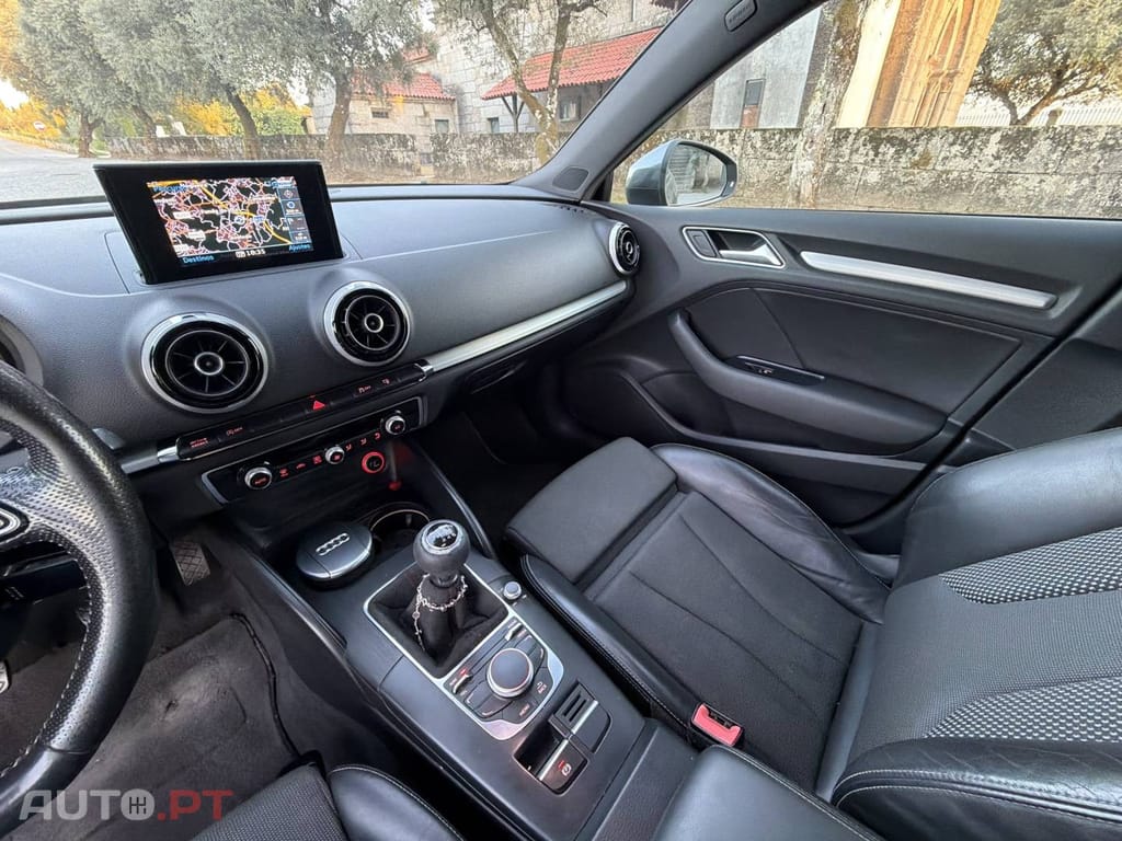 Audi A3 Sportback 2.0 TDi S-line